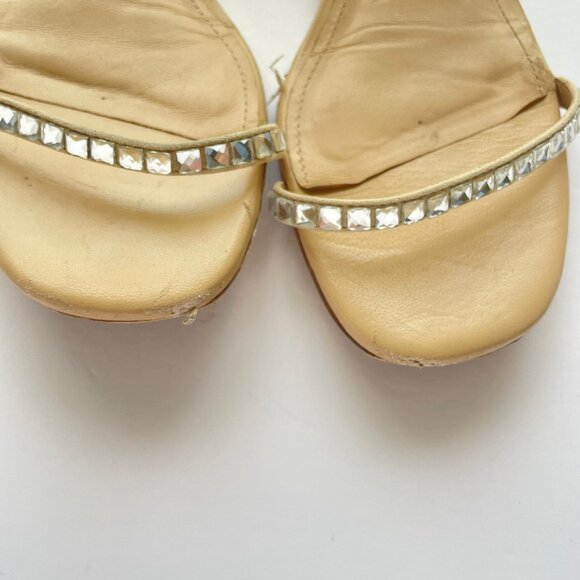 Larroude Womens Lola Beige Flat Sandals Size 7.5 Embellished‎ Rhinestones Strap - Picture 3 of 6